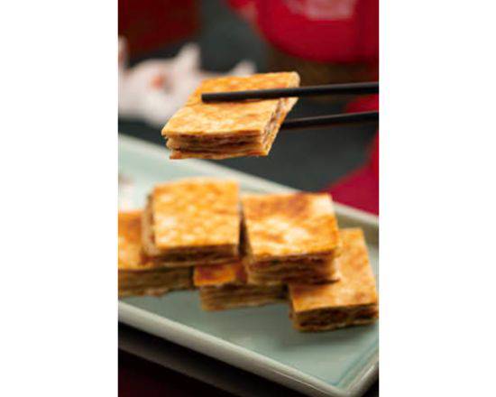 Pork-Stuffed Chinese Crepe 风味千层肉饼